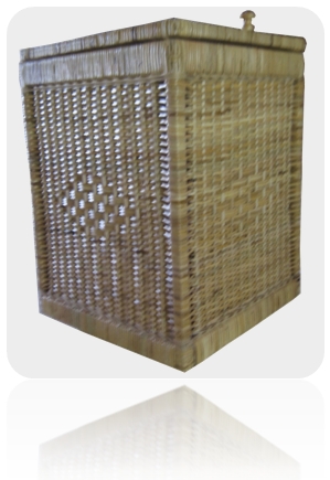 keranjang rotan square hamper